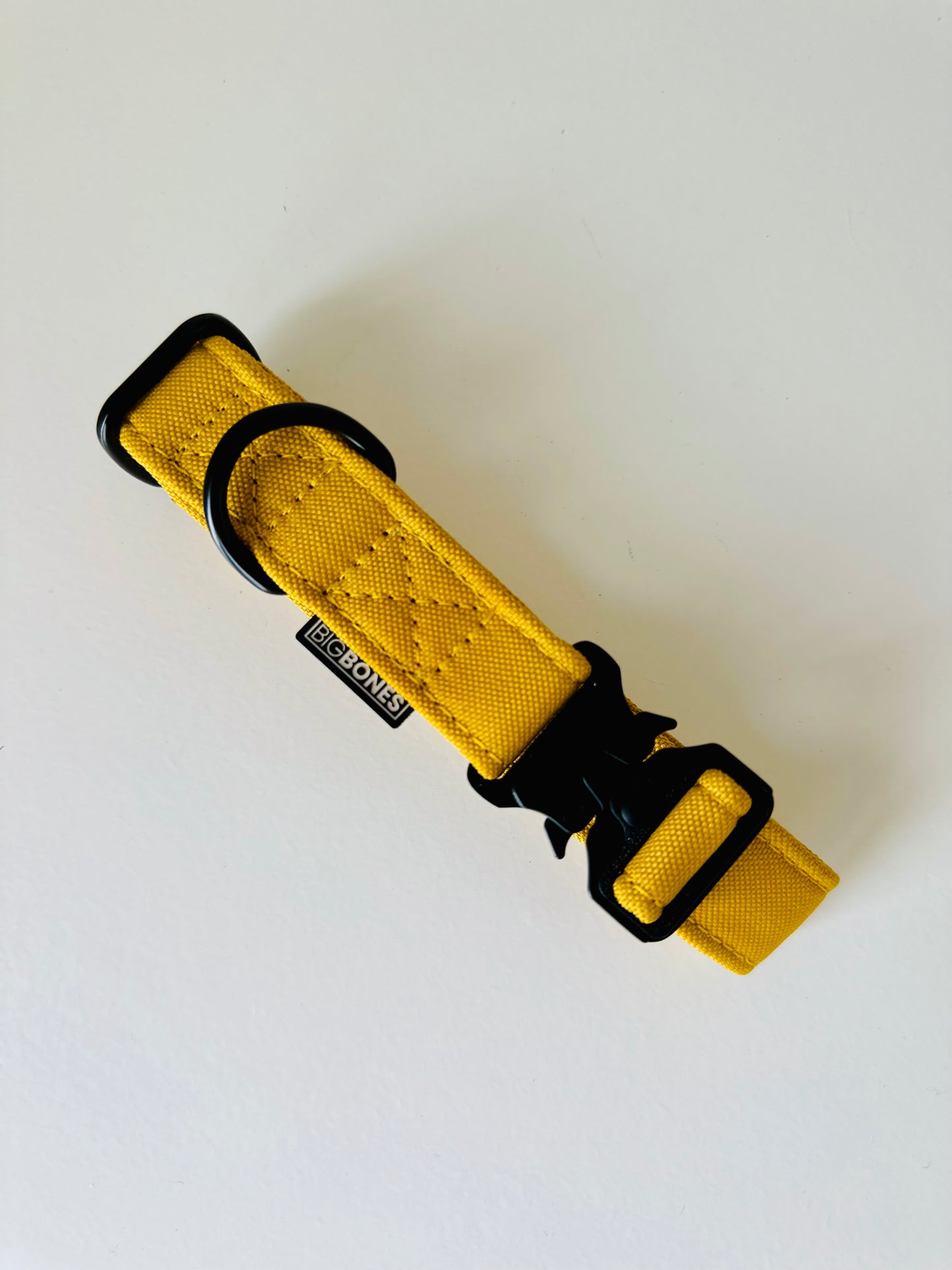 IT'S YELLOW OBOJEK
